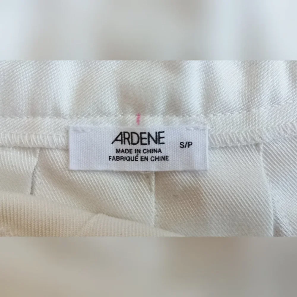 Striped Crochet Trim T-Shirt + White Pleated Mini Skirt Set - Picture 15 of 16